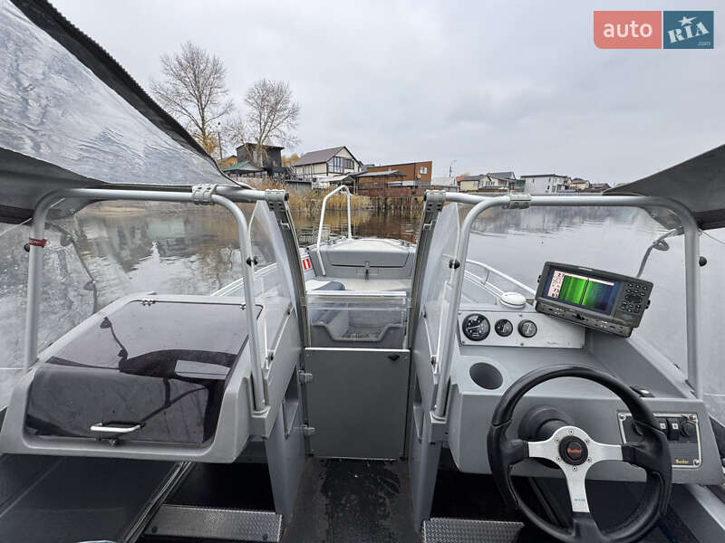 Лодка Buster X 2006 в Черкассах