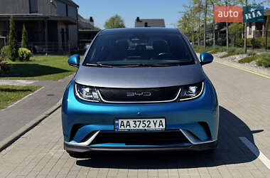 Хэтчбек BYD Dolphin 2022 в 