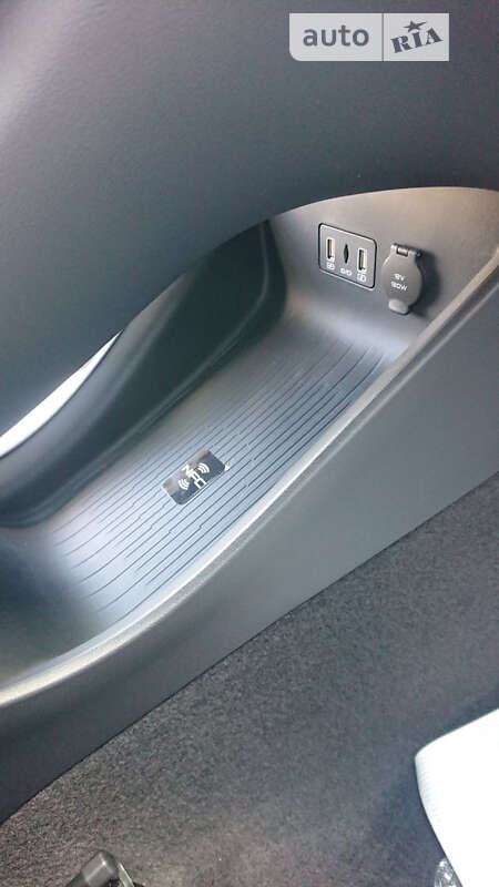 Внедорожник / Кроссовер BYD E2 2023 в Киеве