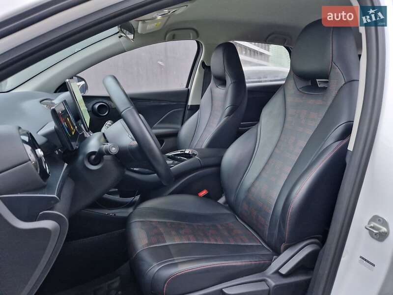 Хэтчбек BYD E2 2023 в Киеве