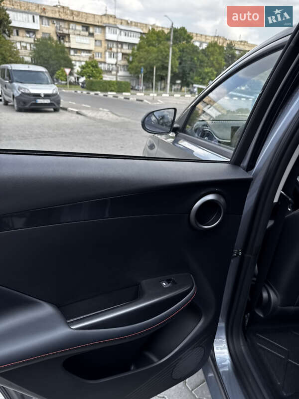 Хэтчбек BYD E2 2025 в Черновцах