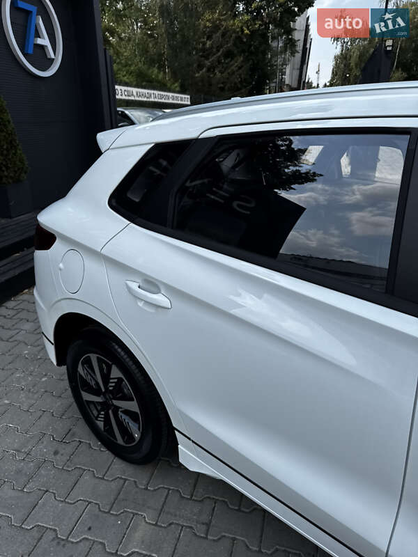 Хетчбек BYD E2 2025 в Чернівцях фото 16 Хетчбек BYD E2 2025 в Чернівцях