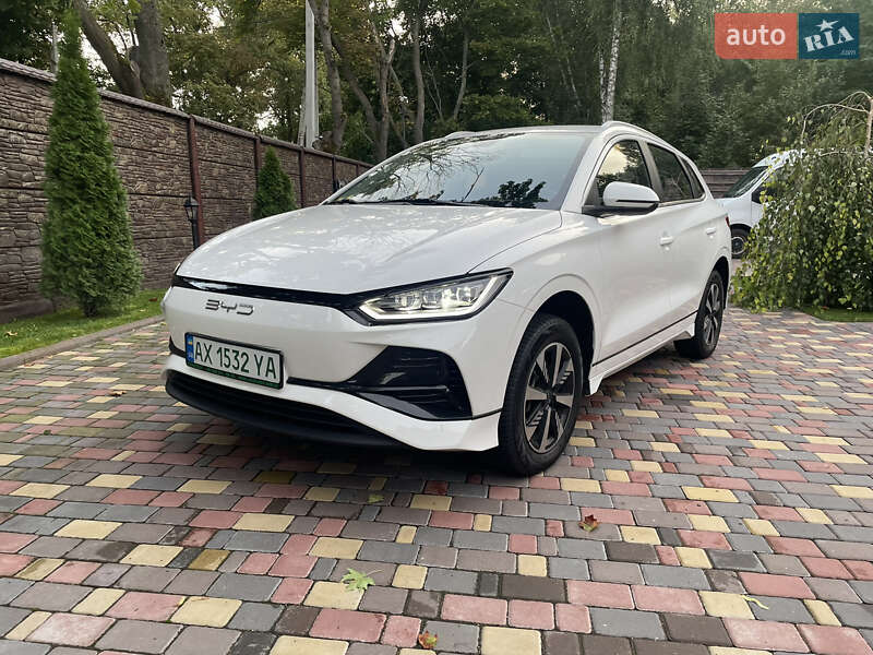 Внедорожник / Кроссовер BYD E2 2023 в Киеве