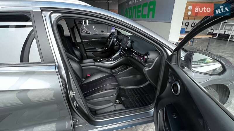 Хэтчбек BYD E2 2023 в Киеве