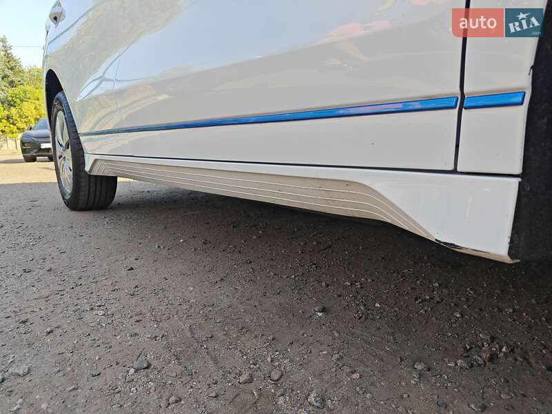 Хэтчбек BYD E2 2022 в Киеве фото 14 Хэтчбек BYD E2 2022 в Киеве