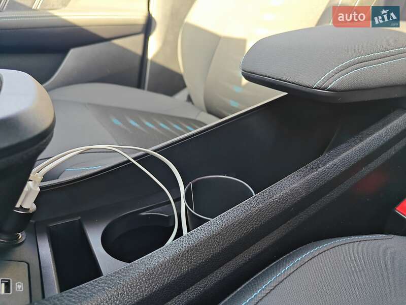 Хэтчбек BYD E2 2022 в Киеве фото 42 Хэтчбек BYD E2 2022 в Киеве