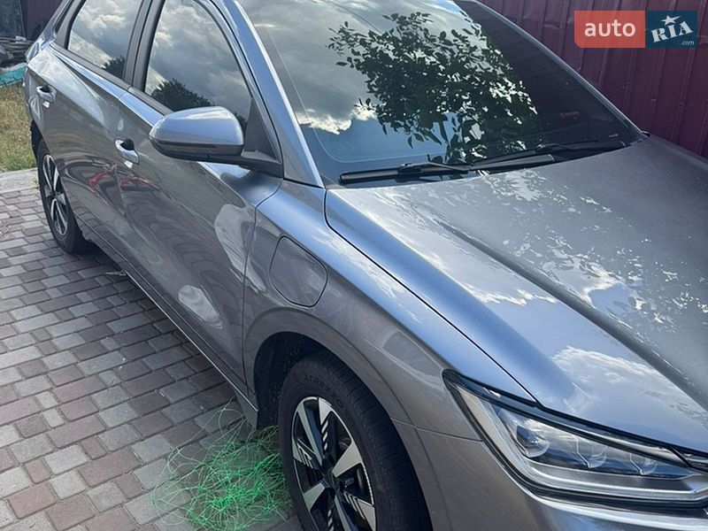 Хетчбек BYD E2 2024 в Києві