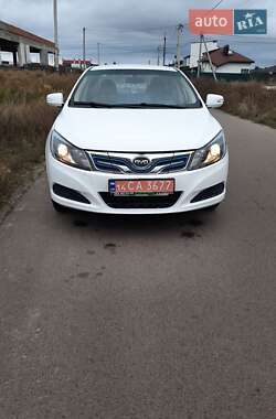 Седан BYD E5 2019 в Киеве