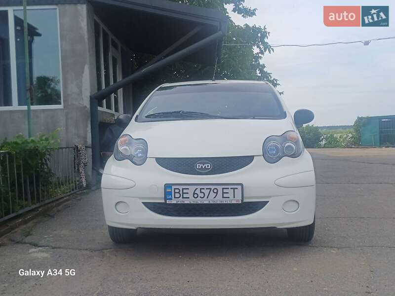 BYD F0 2013