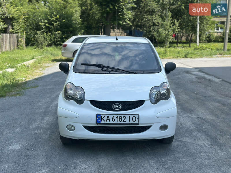 BYD F0 2013