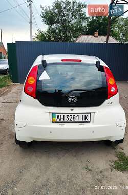 Хэтчбек BYD F0 2013 в 