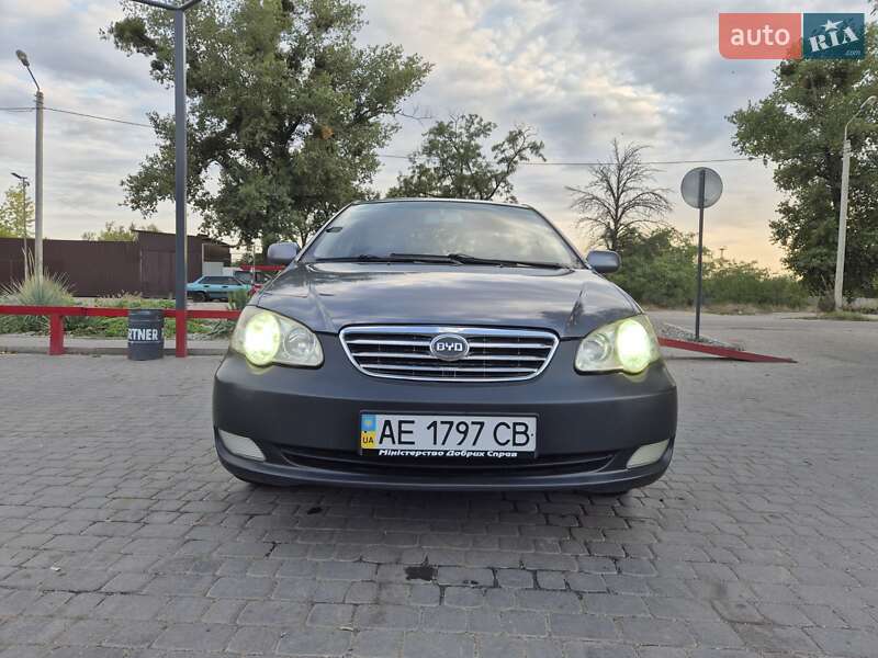 Седан BYD F3 2012 в Новомосковске