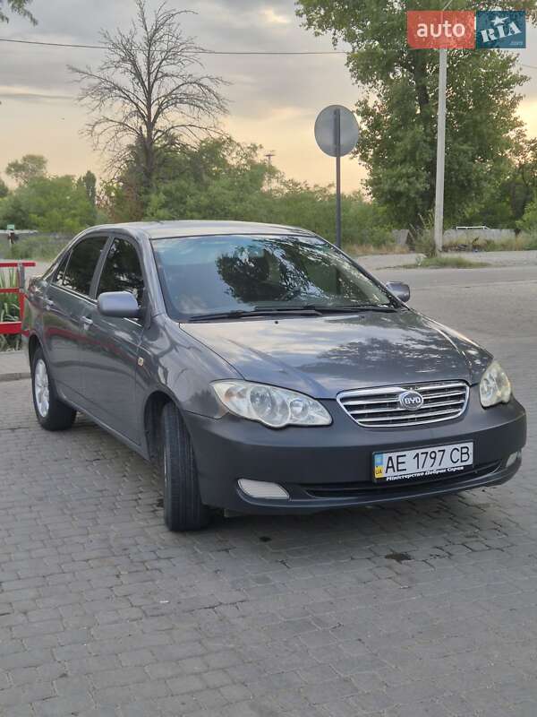 Седан BYD F3 2012 в Новомосковске