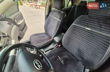 Седан BYD F3 2012 в Новомосковске