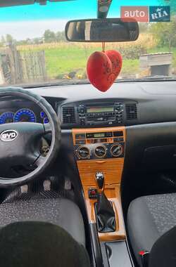 Седан BYD F3 2011 в 