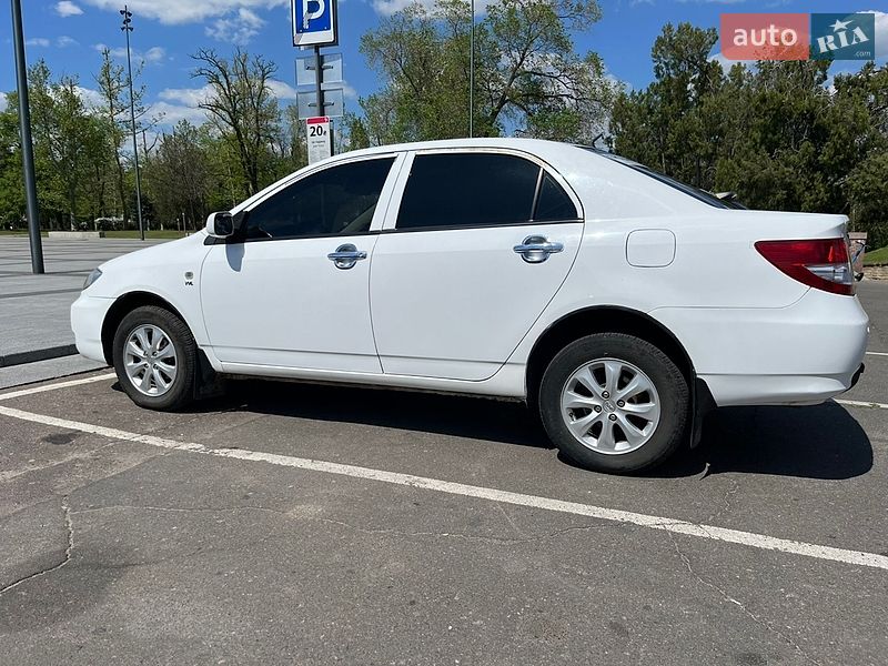 Седан BYD F3 2013 в Новому Бузі