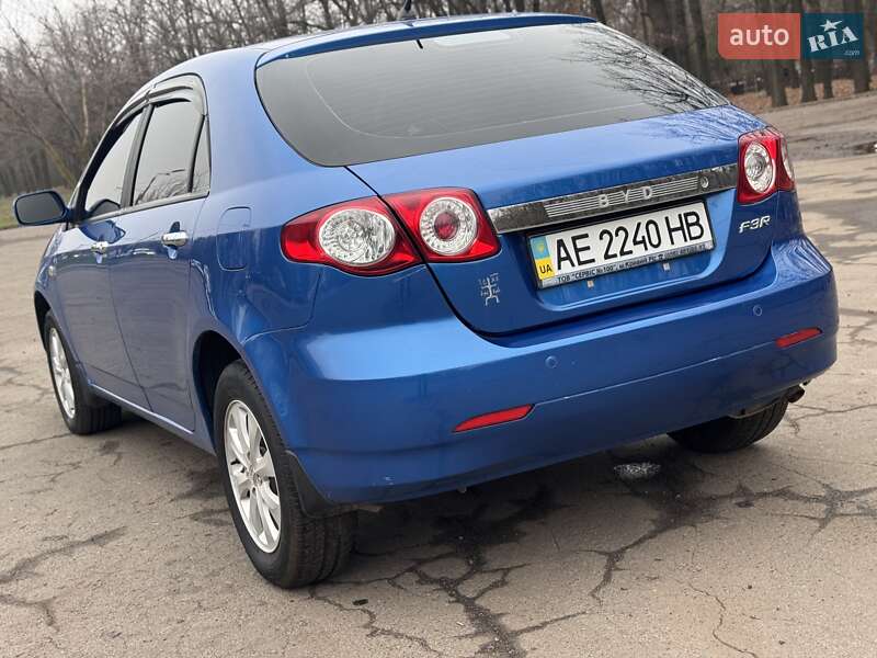 Хэтчбек BYD F3R 2012 в Кривом Роге