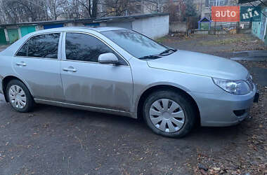 Седан BYD F6 2012 в 