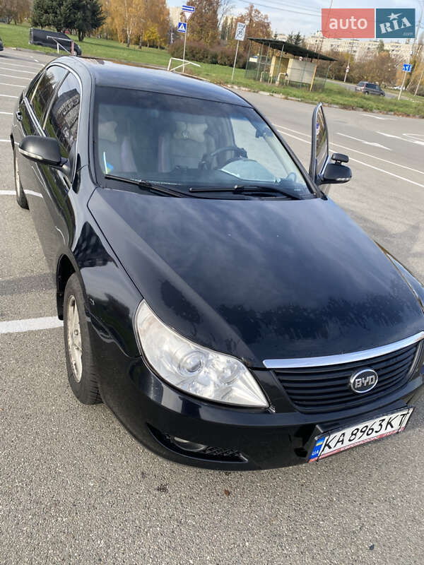 Седан BYD F6 2011 в Рівному