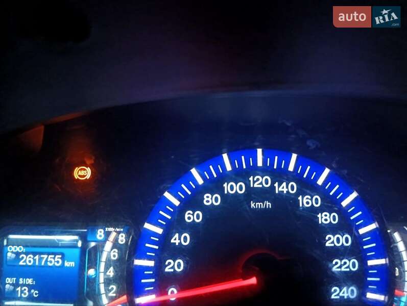 Седан BYD G6 2013 в Прилуках