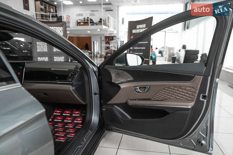 Седан BYD Han 2022 в Одесі