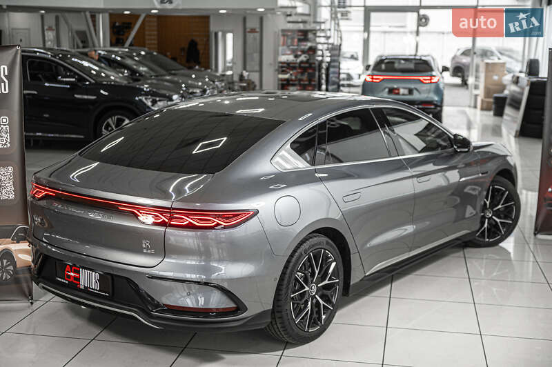 Седан BYD Han 2022 в Одесі