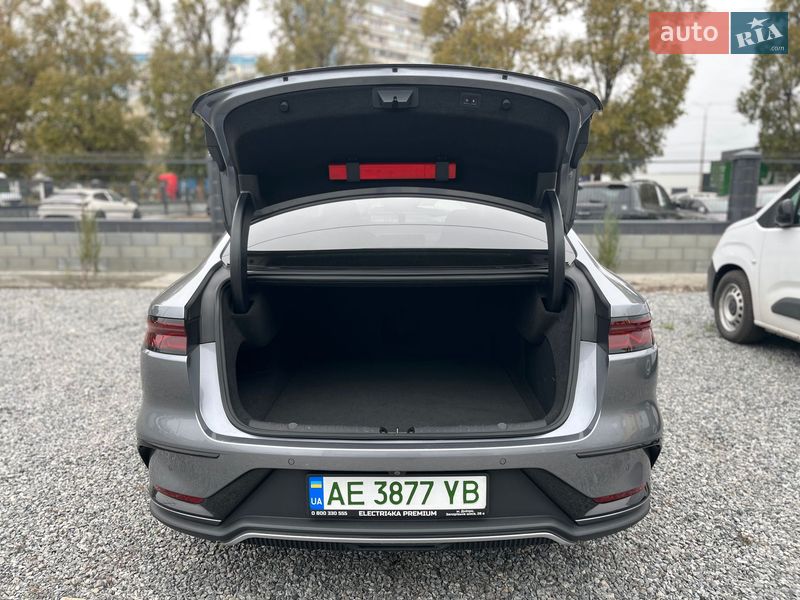 Седан BYD Han 2022 в Дніпрі