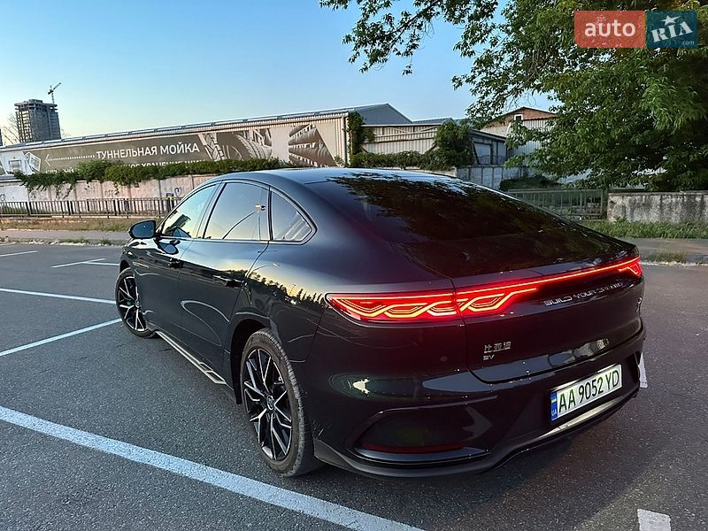 Седан BYD Han 2023 в Киеве
