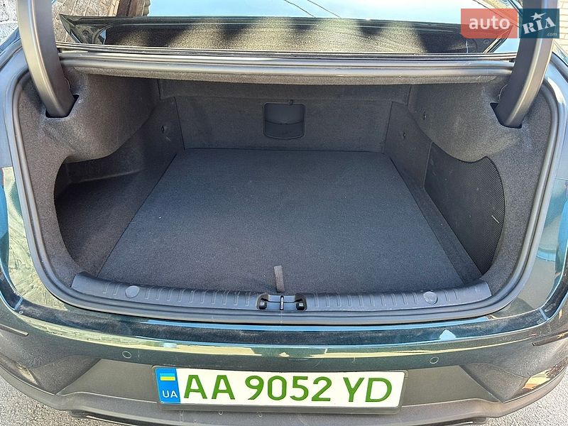 Седан BYD Han 2023 в Киеве