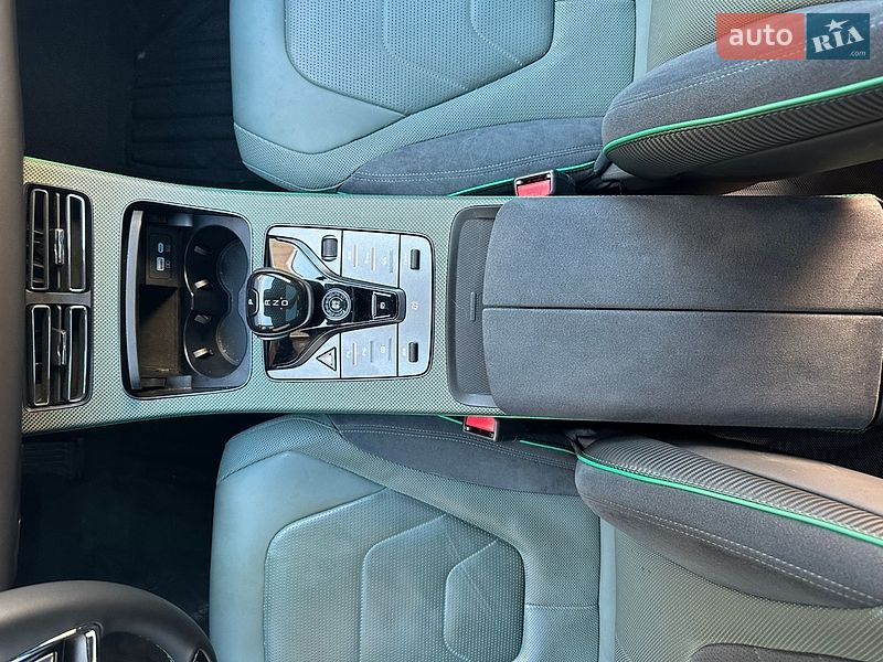 Седан BYD Han 2023 в Киеве