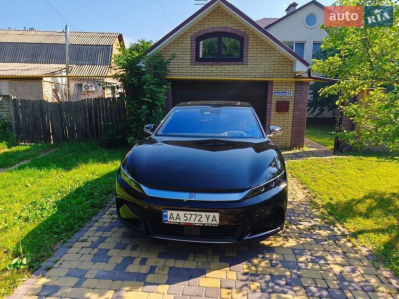 Седан BYD Han 2022 в Борисполе