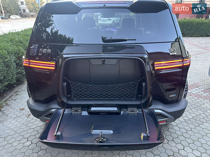 Позашляховик / Кросовер BYD Leopard 3 2025 в Чернівцях