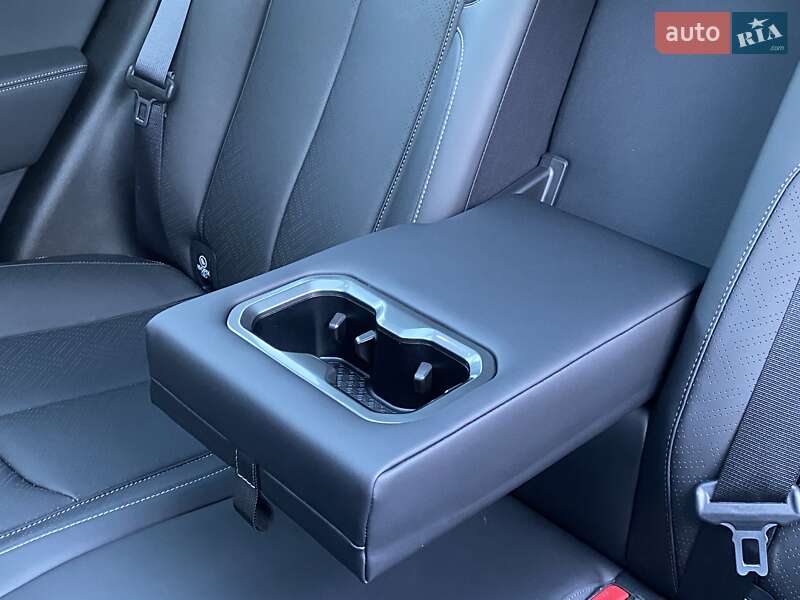 Позашляховик / Кросовер BYD Leopard 3 2025 в Погребах
