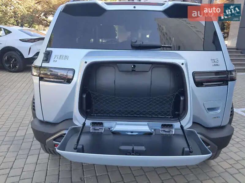 Внедорожник / Кроссовер BYD Leopard 3 2025 в Сумах