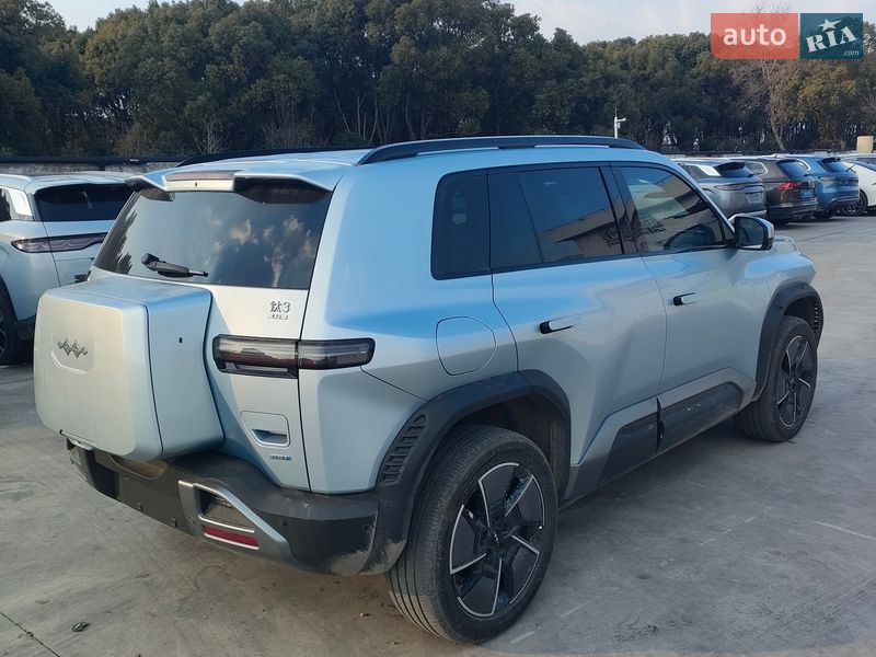 Позашляховик / Кросовер BYD Leopard 3 2025 в Києві фото 5 Позашляховик / Кросовер BYD Leopard 3 2025 в Києві