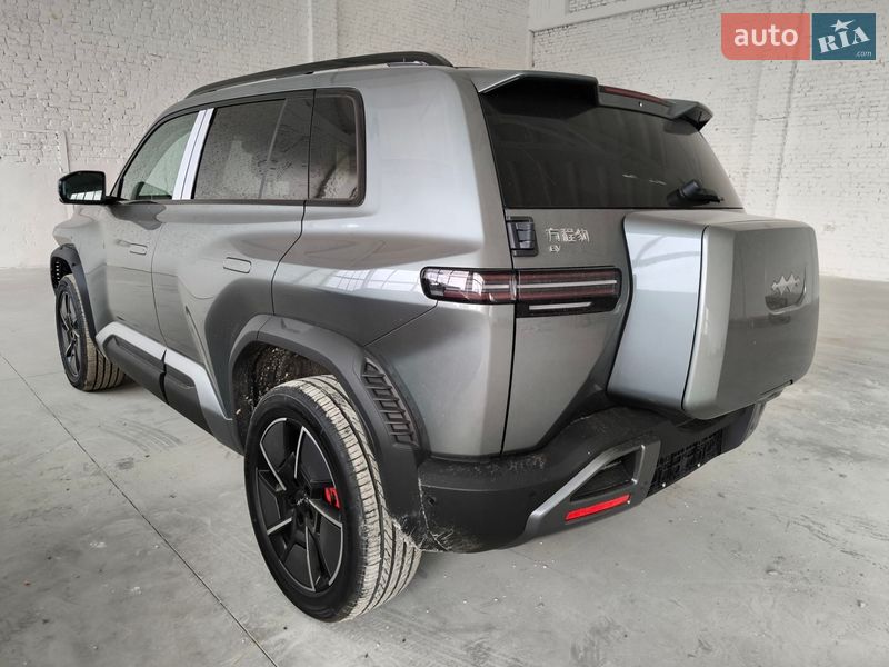 Внедорожник / Кроссовер BYD Leopard 3 2025 в Радехове