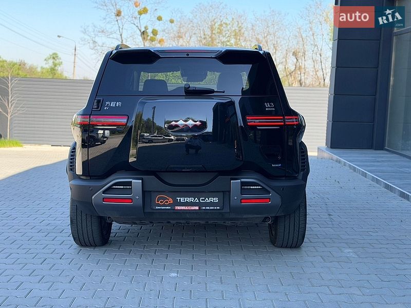Внедорожник / Кроссовер BYD Leopard 3 2025 в Черновцах