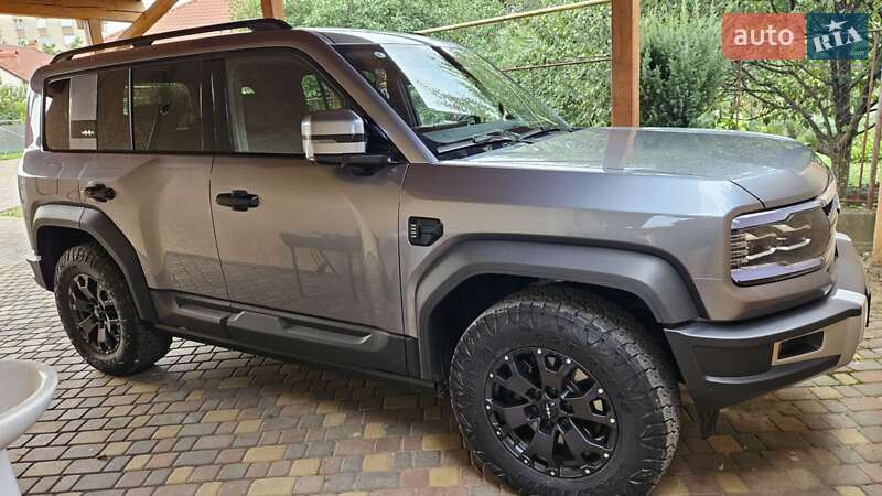 Внедорожник / Кроссовер BYD Leopard 5 2025 в Ужгороде