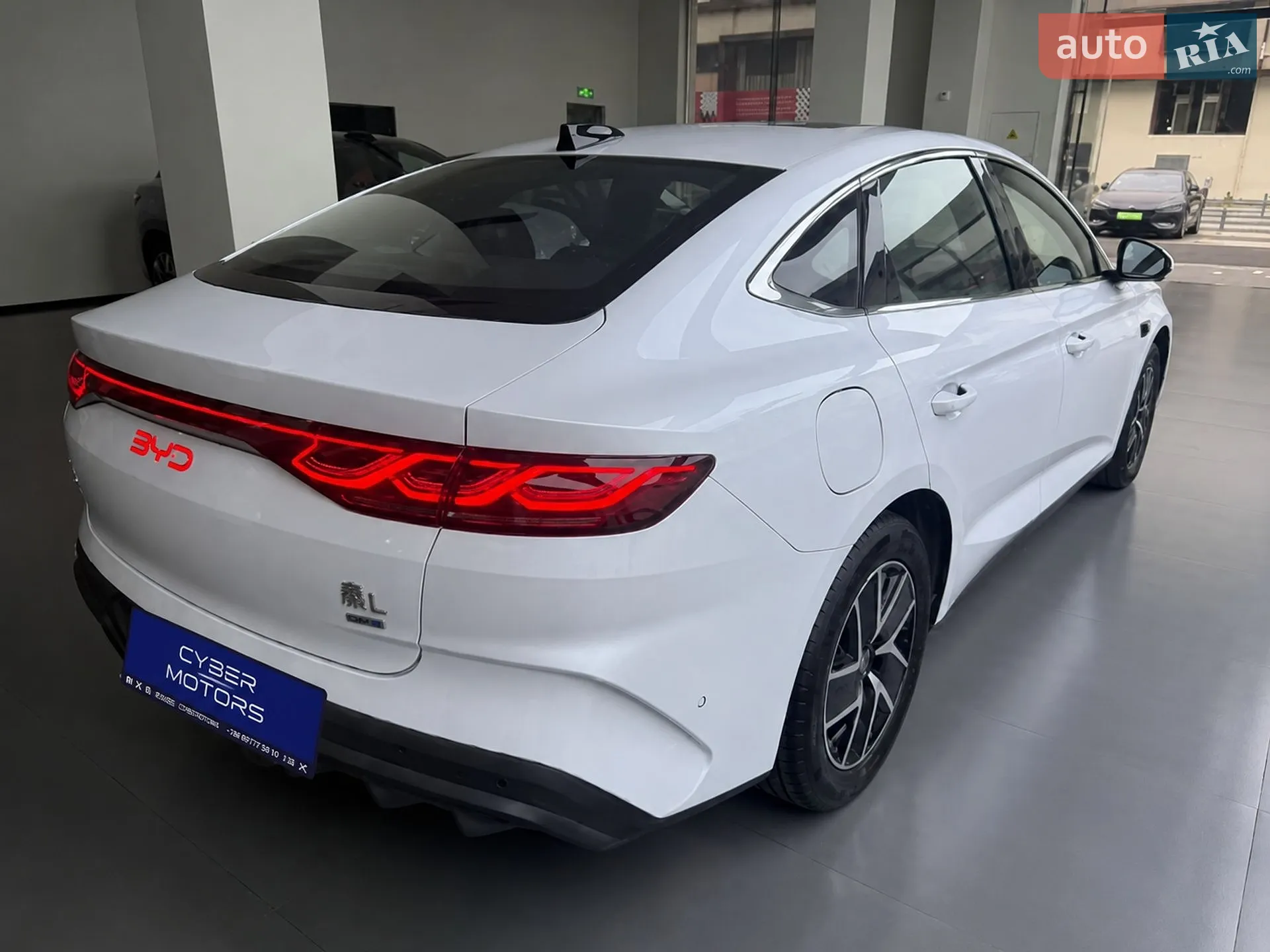 2025 BYD Qin - мініатюра 2