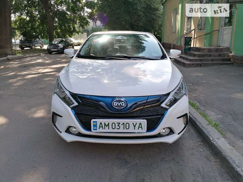 Седан BYD Qin Plus 2016 в Радомышле