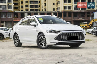 Седан BYD Qin Plus 2025 в 