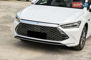 Седан BYD Qin Plus 2025 в 