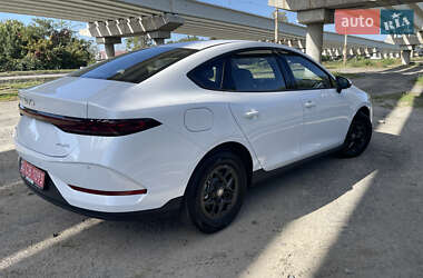 Седан BYD Qin Plus 2025 в 