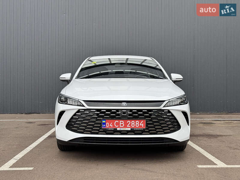 Седан BYD Qin Plus 2025 в Киеве