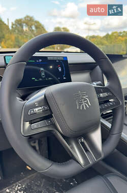 Седан BYD Qin Plus 2025 в 