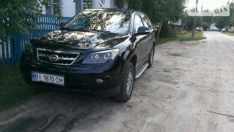 BYD S6 2013 року