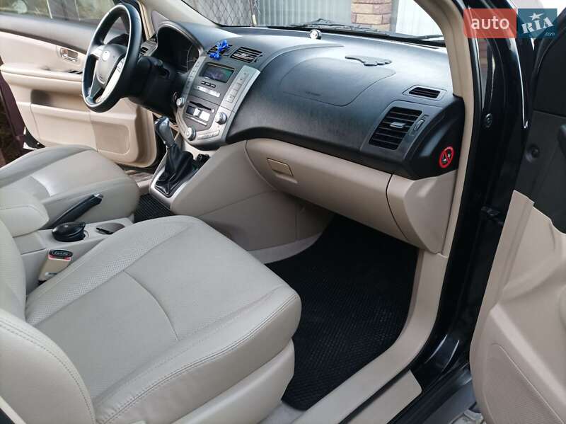 Внедорожник / Кроссовер BYD S6 2012 в Каменец-Подольском