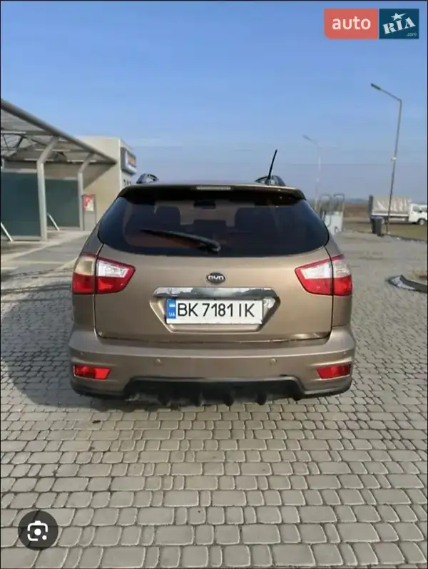 BYD S6 2012 VIN LGXC14CGXC1087336 фото оголошення 4 з 33