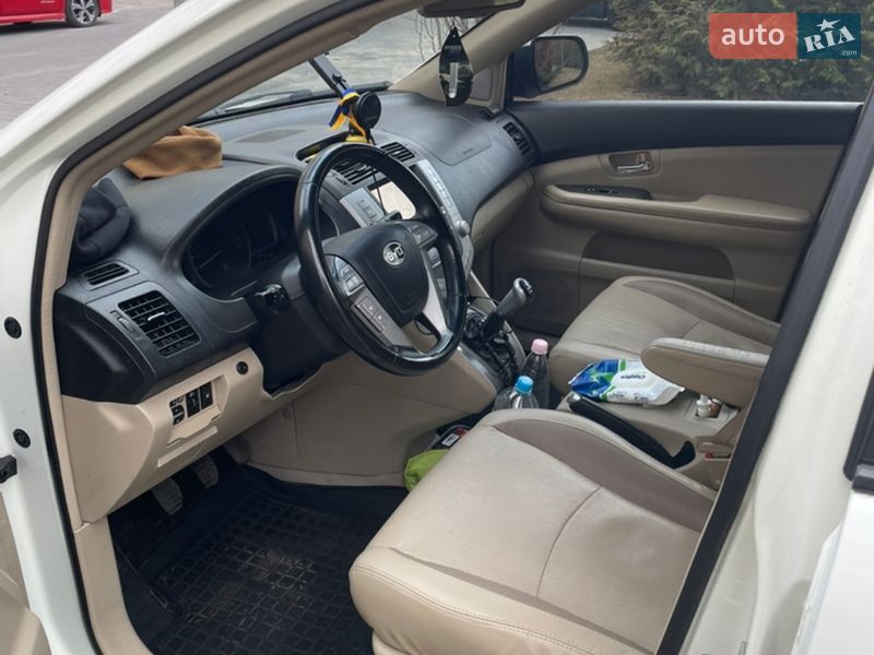 Внедорожник / Кроссовер BYD S6 2012 в Киеве