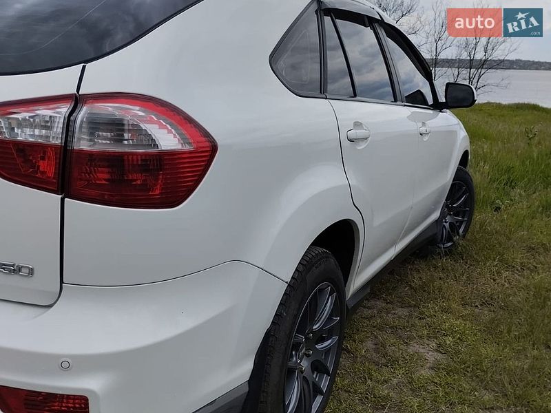 Внедорожник / Кроссовер BYD S6 2012 в Николаеве